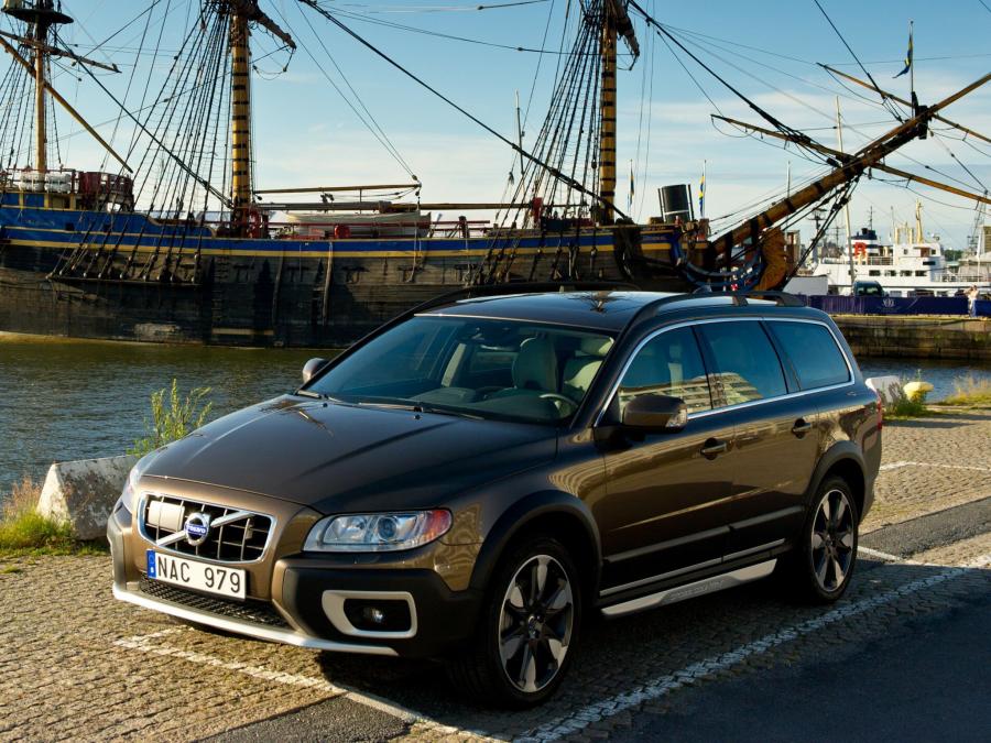  Volvo XC70 T6 2009 года  (фото 7 из 13)